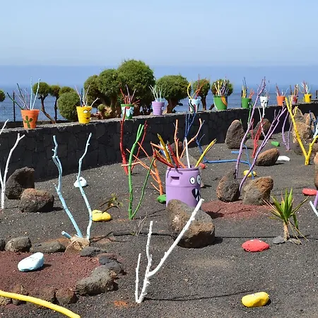 Vik Coral فندق 3*