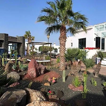 Vik Coral Hotel 3*