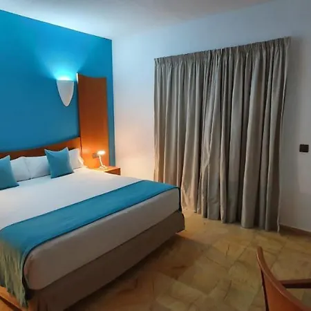 Vik Coral ホテル 3*