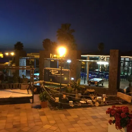 Hotel Vik Coral 3*